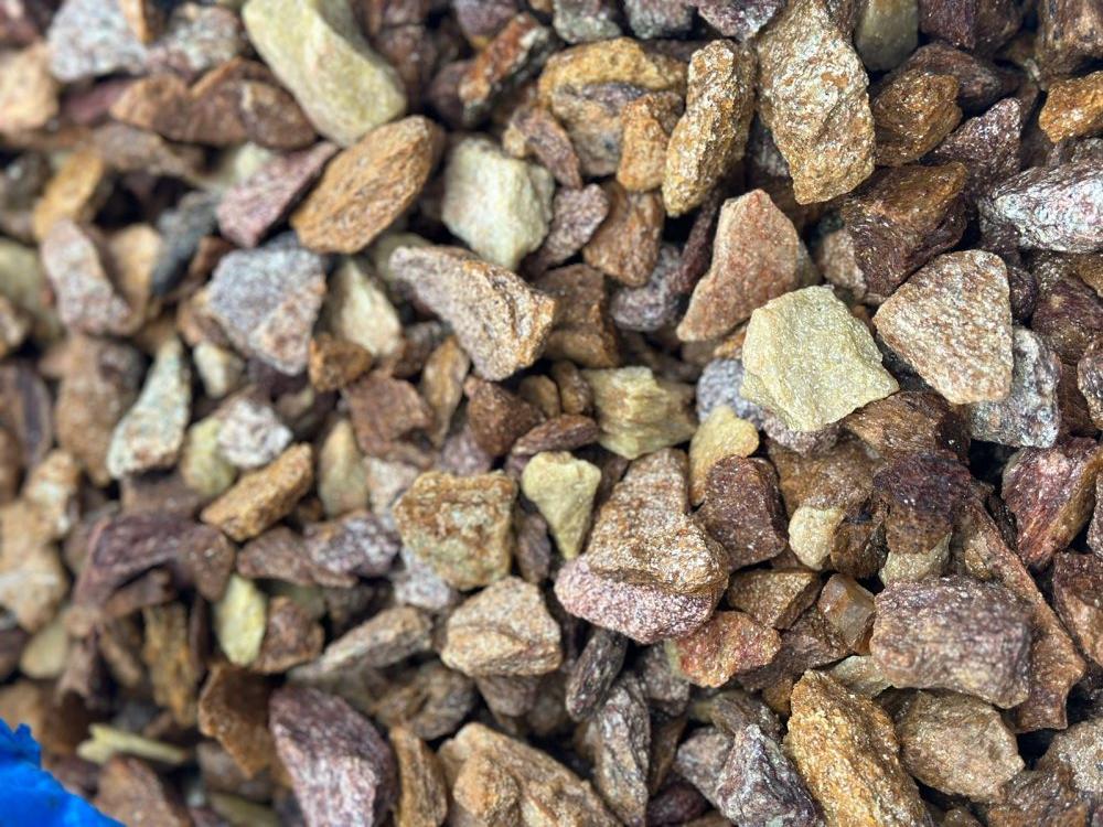 Златолит персиковый декоративная каменная крошка купить в Дзержинском