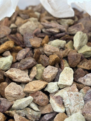 Златолит персиковый декоративная каменная крошка купить в Дзержинском