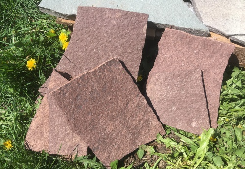 Плитняк лемезит бордовый для цоколя 1,5-2 см купить в Дзержинском