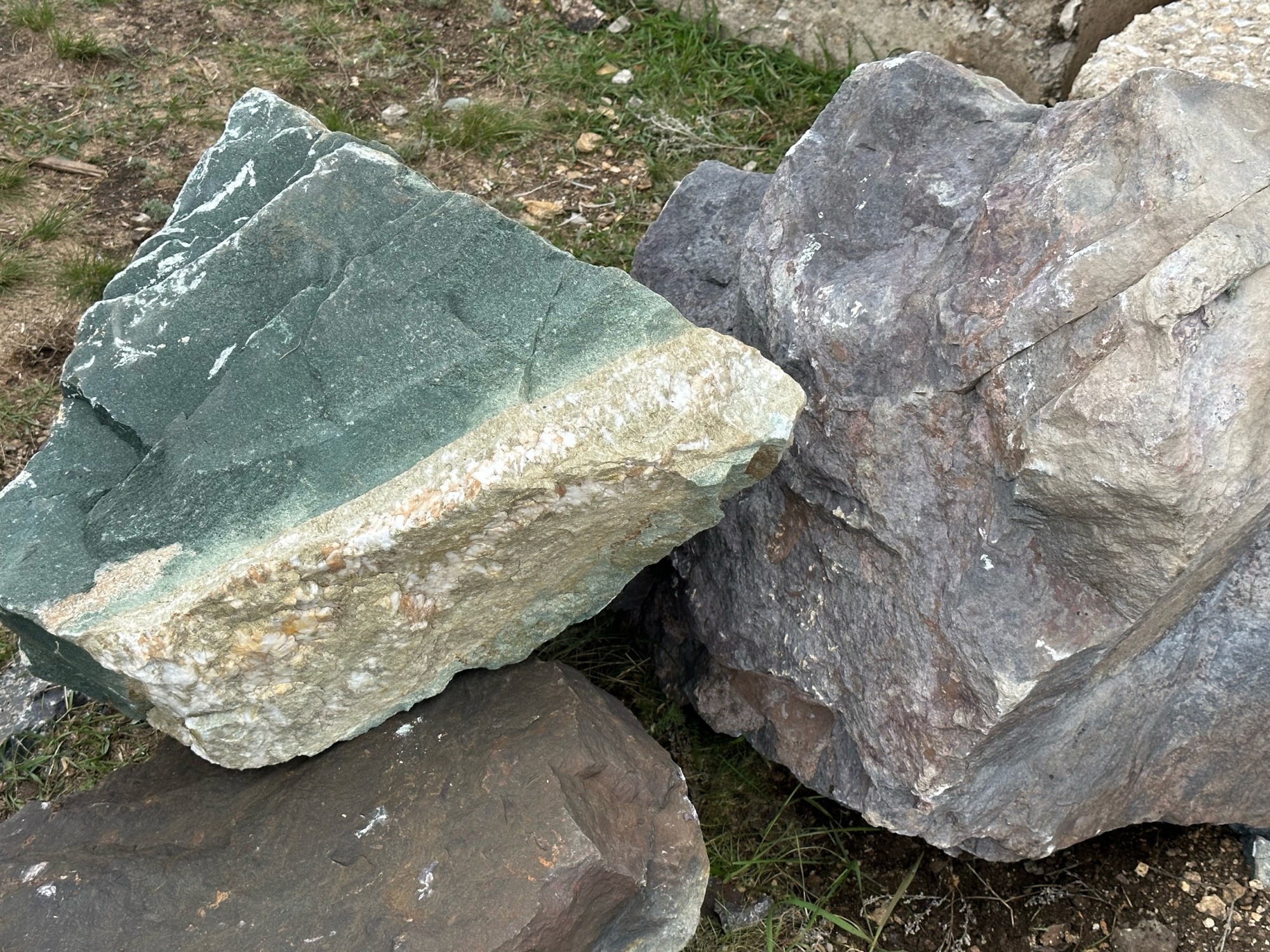 Камни для ландшафтного дизайна зелёные 10-60 килограмм купить в Дзержинском