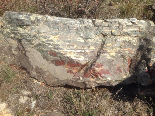 Гигантские зелёные валуны для ландшафтного дизайна весом более 5 тонн купить в Дзержинском