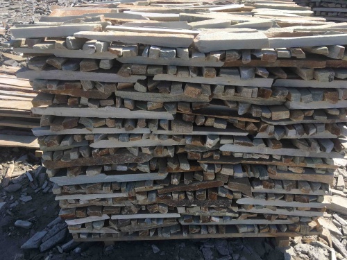 Горбушка златолит золотистый для облицовки купить в Дзержинском