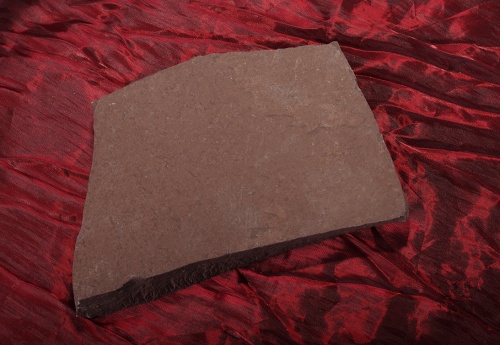 Плитняк лемезит бордовый для цоколя 1,5-2 см купить в Дзержинском