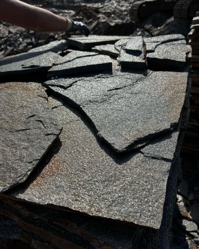 Плитняк златолит серебристый для фасада купить в Дзержинском