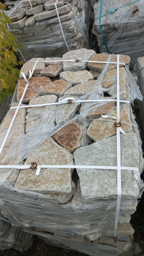 Плитняк галтованный гранитный для ландшафтного дизайна купить в Дзержинском