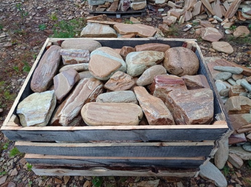 Златолит жёлтый, жёлто-зелёный глыбки и валуны для ланшафтного дизайна купить в Дзержинском