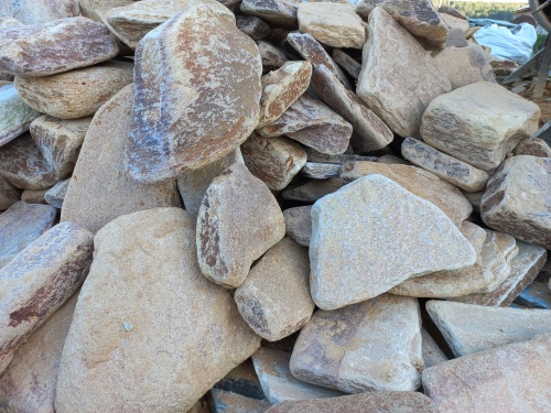 Златолит жёлтый, жёлто-зелёный глыбки и валуны для ланшафтного дизайна купить в Дзержинском